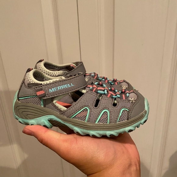 EUC girls merrell sandals - Picture 2 of 5